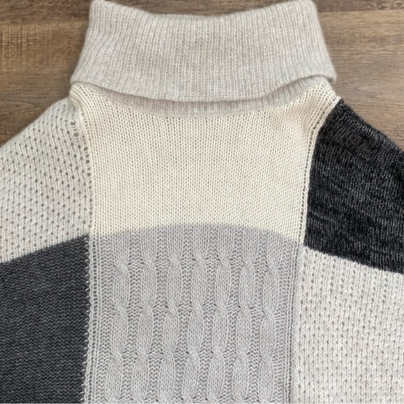 Autumn Cashmere Color blocked turtleneck Cashmere wool blend Sweater - Picture 11 of 14